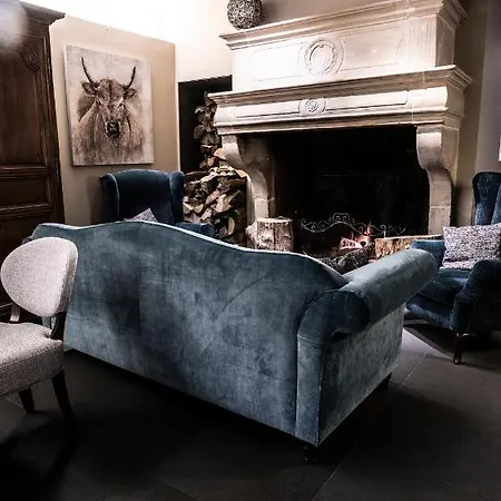 Hostellerie Gilain Отель Achene